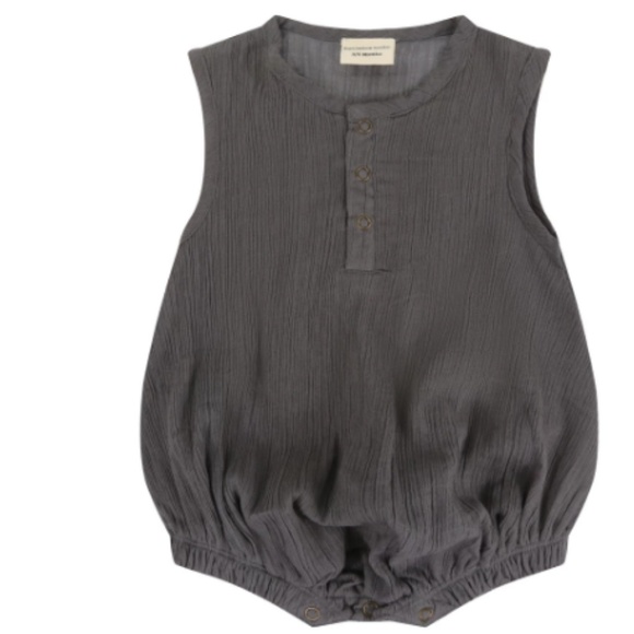 TURTLEDOVE LONDON Other - NWT - TURTLEDOVE LONDON CHEESECLOTH BUBBLE ROMPER
